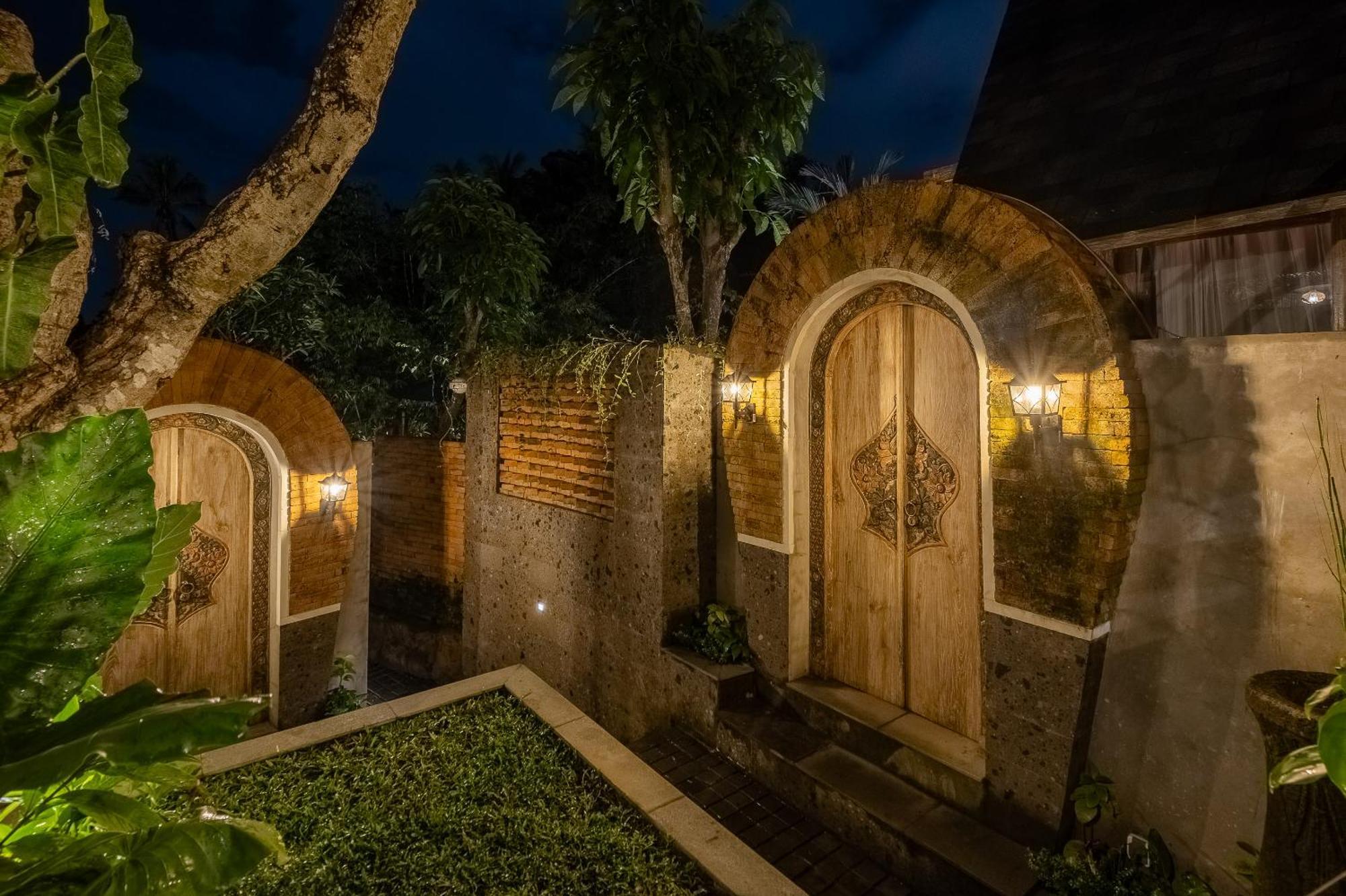 Agastya Ubud Villa Εξωτερικό φωτογραφία