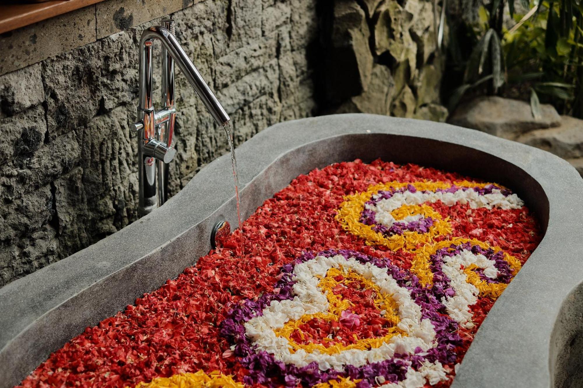 Agastya Ubud Villa Εξωτερικό φωτογραφία
